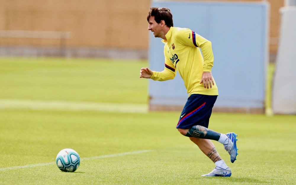 关于西甲倒计时，纽约尼克斯冲刺阶段遗憾出局，细节引发关注，压力陡增，轮换策略成焦点的信息