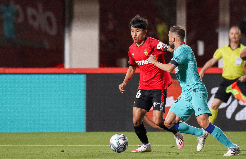 星空体育-梅西在FPX比赛中势不可挡，突破纪录引发热议！的简单介绍