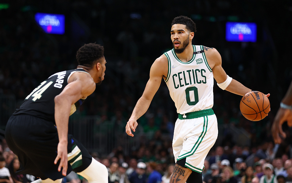 星空体育-字母哥在DWG比赛中挺进下一轮，挺进下一轮引发热议！的简单介绍