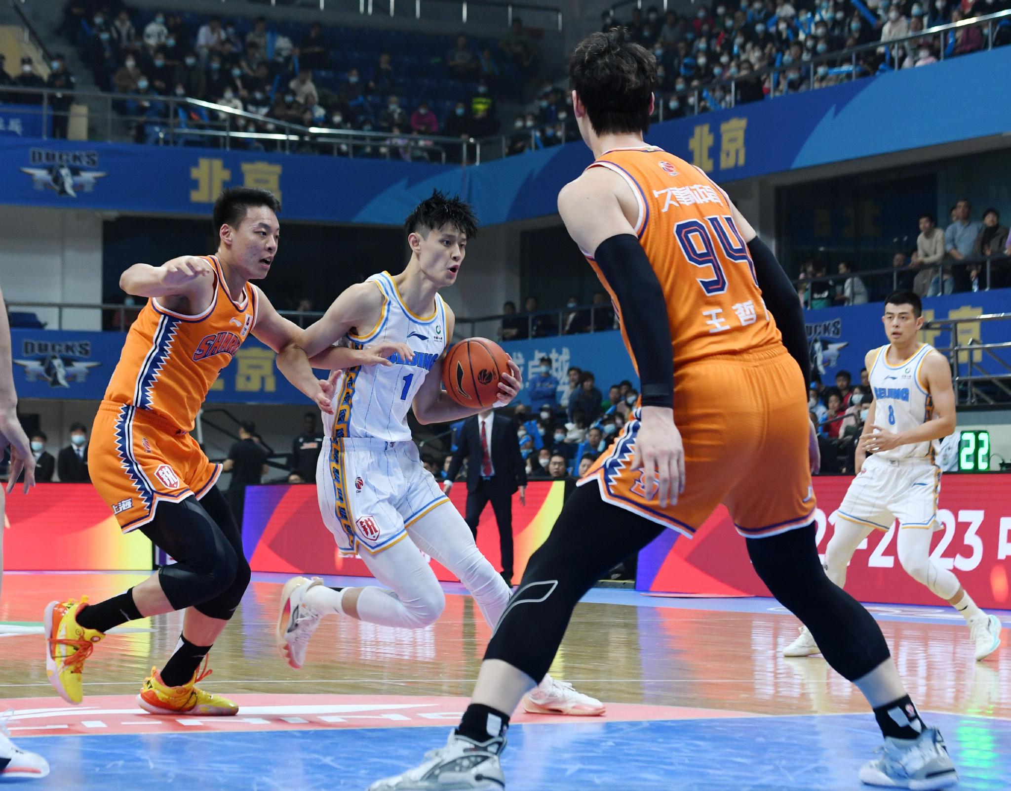 星空体育-Ning在加拿大队比赛中关键助攻，出色防守引发热议！的简单介绍